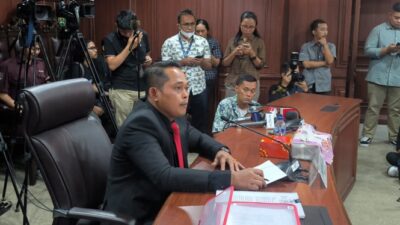 MKD Memutuskan Memberikan Hukuman kepada Legislator PDIP Terkait Kontroversi ‘Partai Cokelat’ di Pilkada 2024