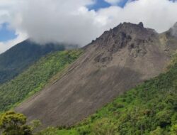 Gunung Anak Ranaka di Manggarai-NTT Naik ke Level Waspada: Peringatan Terkini dari Pemerintah