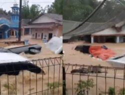 “Mobil Terbawa Arus Banjir Bandang di Sukabumi”