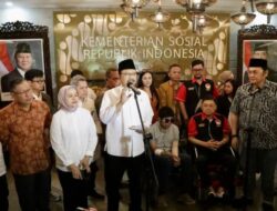 Kisruh Donasi Agus Salim: Farhat Abbas Membatalkan Laporan Polisi Novi dan Denny Sumargo