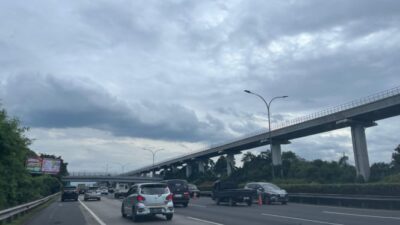 “Penerapan Sistem Contraflow di Tol Jagorawi Menuju Jakarta, Berita Terbaru!”